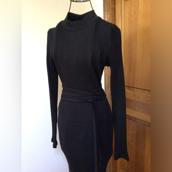 ZARA WOMAN FW23 RIBBED CUT-OUT DRESS BLACK Slit detail back Medium, new with tag - Picture 9 of 11